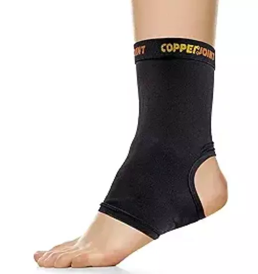 Tšehetso ea Copper Ankle Brace